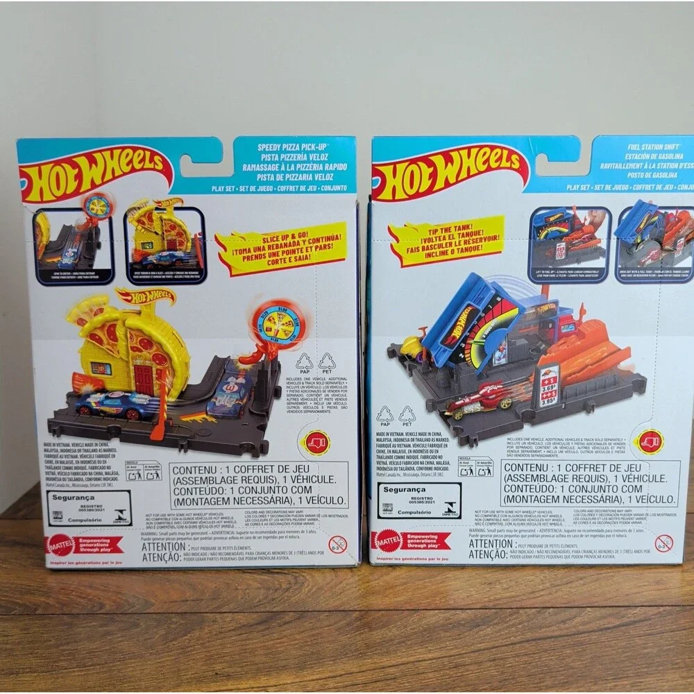 2 Hot Wheels City Track Set - Speedy Pizza Pick-up & Fuel Station Shift Play Set